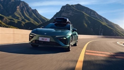 车坏了没配件修不了 车主吐槽：17万买的哪吒成了大号老头乐