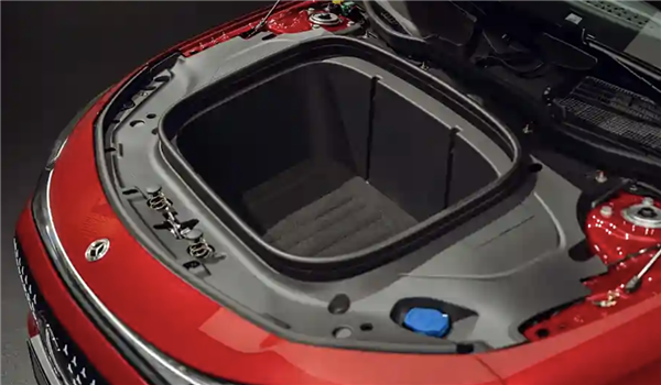 MMA架构首款车型！全新奔驰CLA正式发布：国产版有望年底上市