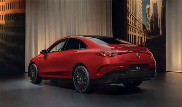 MMA架构首款车型！全新奔驰CLA正式发布：国产版有望年底上市
