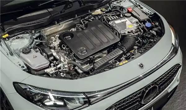 MMA架构首款车型！全新奔驰CLA正式发布：国产版有望年底上市