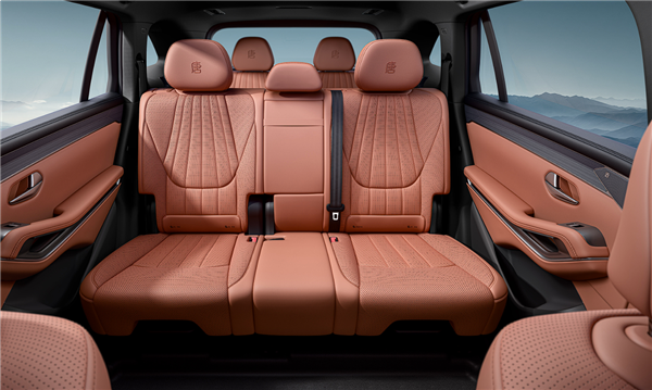 动力最强家用SUV 比亚迪唐L EV开售：28万起首发16项全球第一