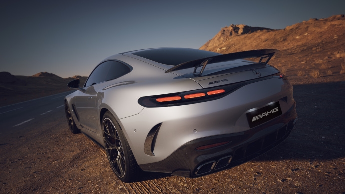 奔驰AMG GT 63 4MATIC+中国首秀 破百仅需3.2秒