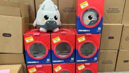 从谷子到AI玩具，情绪价值收割Z世代的千亿孤独税