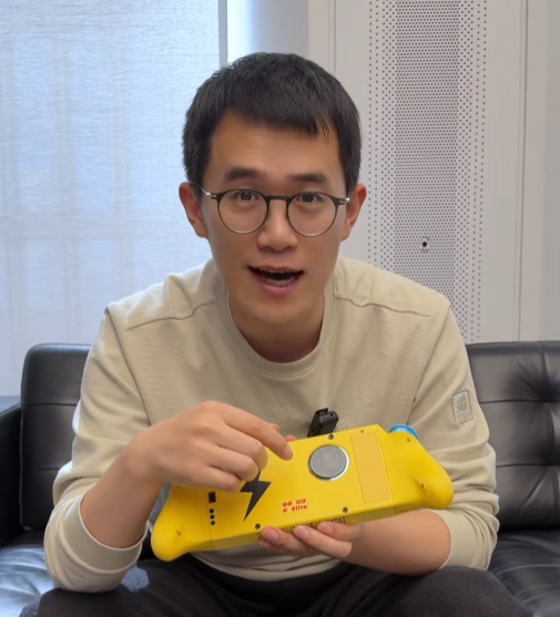 网友把Redmi K80 Pro爆改成掌机：爽玩3A大作