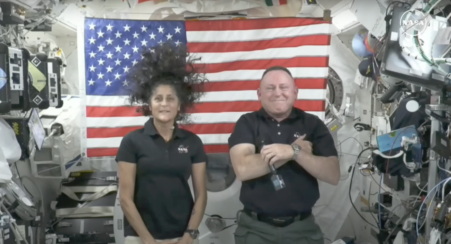 NASA 计划再次让宇航员乘坐波音公司的Starliner飞船上太空