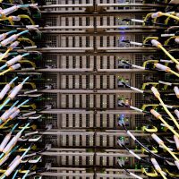 吞吐量30倍提升！NVIDIA秀Blackwell性能：打破MLPerf记录居第一