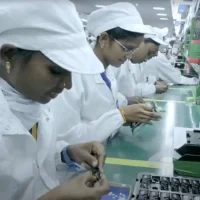 美国组装人工成本是中国10倍 苹果可能每年损失330亿美元