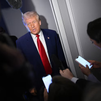 分析师称苹果和特斯拉受特朗普关税影响最大