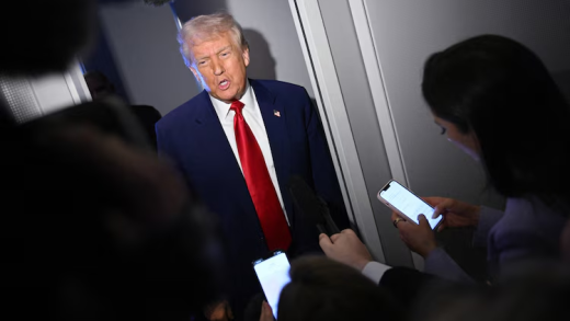 分析师称苹果和特斯拉受特朗普关税影响最大