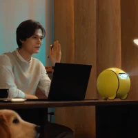 三星将 Google Gemini 添加到其家用机器人 Ballie 中