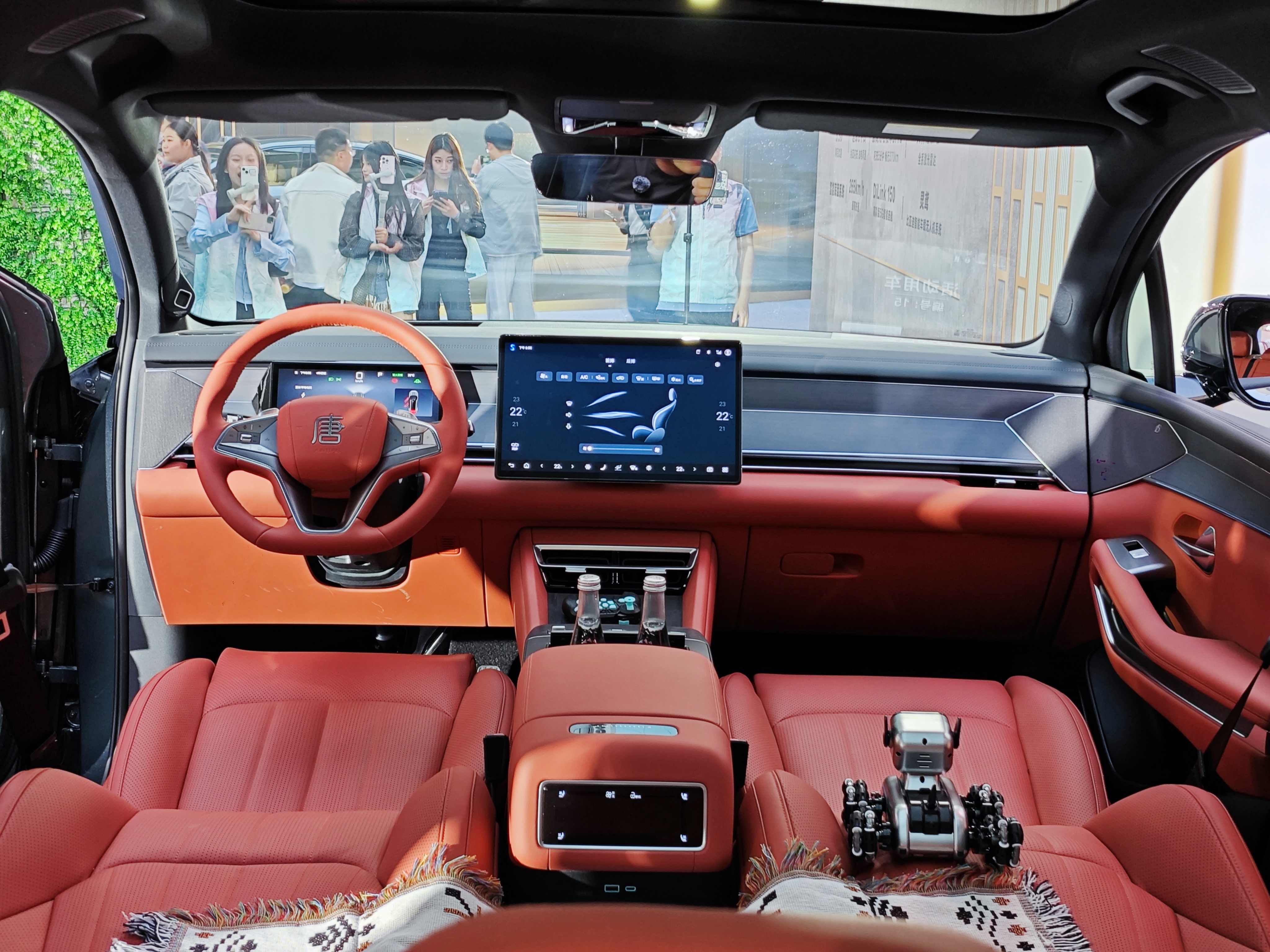 20.98万起，汉L、唐L双车上市，比亚迪又掀桌子了