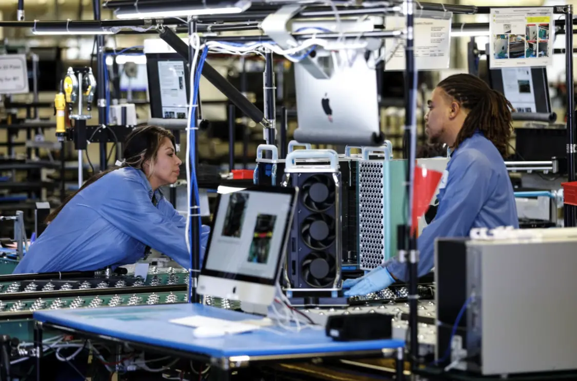 消息称苹果研究将部分iPhone生产带回美国 有超贵机型？