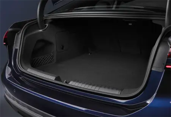 史上最年轻奥迪A6全球首发！扁平化设计打破传统沉稳风格