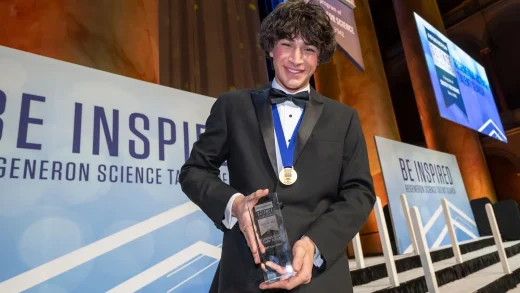 高中生开发的机器学习模型发现了150万个未知宇宙物体