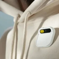 深度复盘AI Pin：爆款AI硬件的崛起与陨落