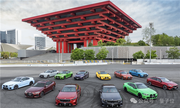 宝马秀起科技:哪还有其他汽车什么事