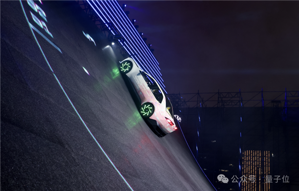 宝马秀起科技:哪还有其他汽车什么事