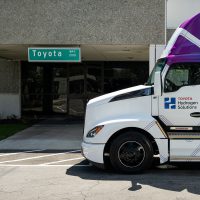 丰田汽车计划推出氢动力电动卡车