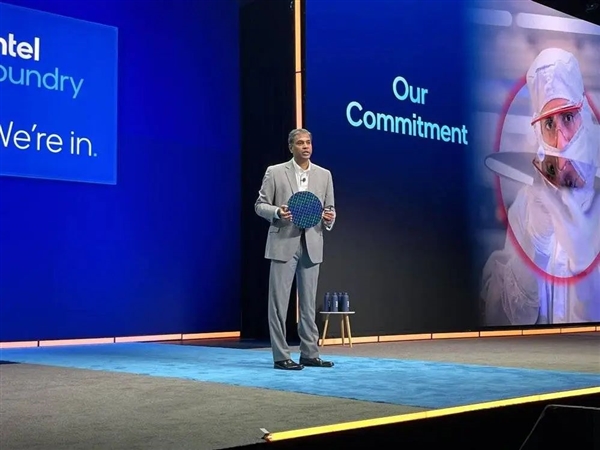 风暴中的英特尔正发生一场史无前例的改革