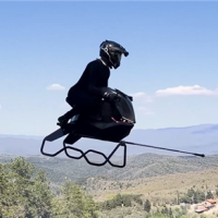 国外一公司推出“空中自行车”：可垂直起飞、极速200公里/时