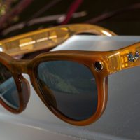 苹果正在开发专用芯片 用于智能眼镜设备和人工智能服务器