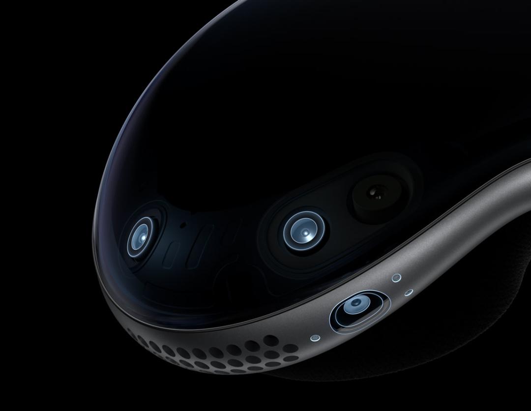 自研芯片曝光！苹果AI眼镜又要爆？