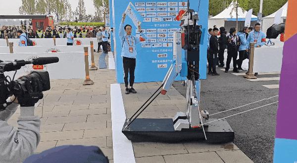 宇树科技回应安全漏洞,人形机器人彻底跌落神坛?