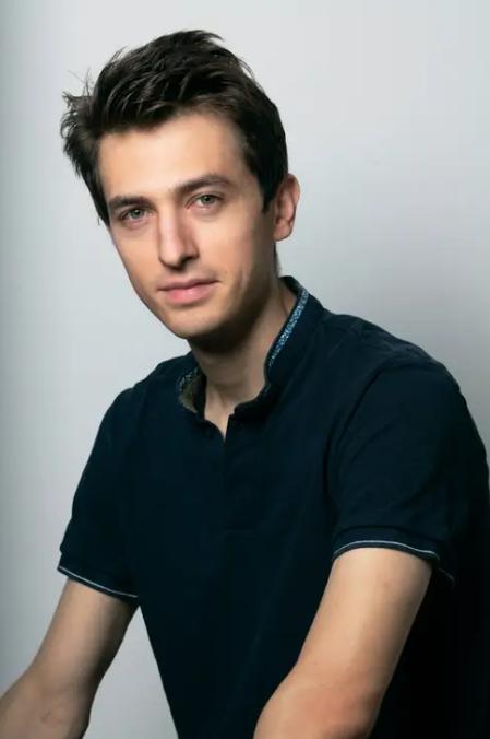 刚刚2岁的Llama，“爸妈”都跑了，小扎手拆Meta AI，LeCun保持独立