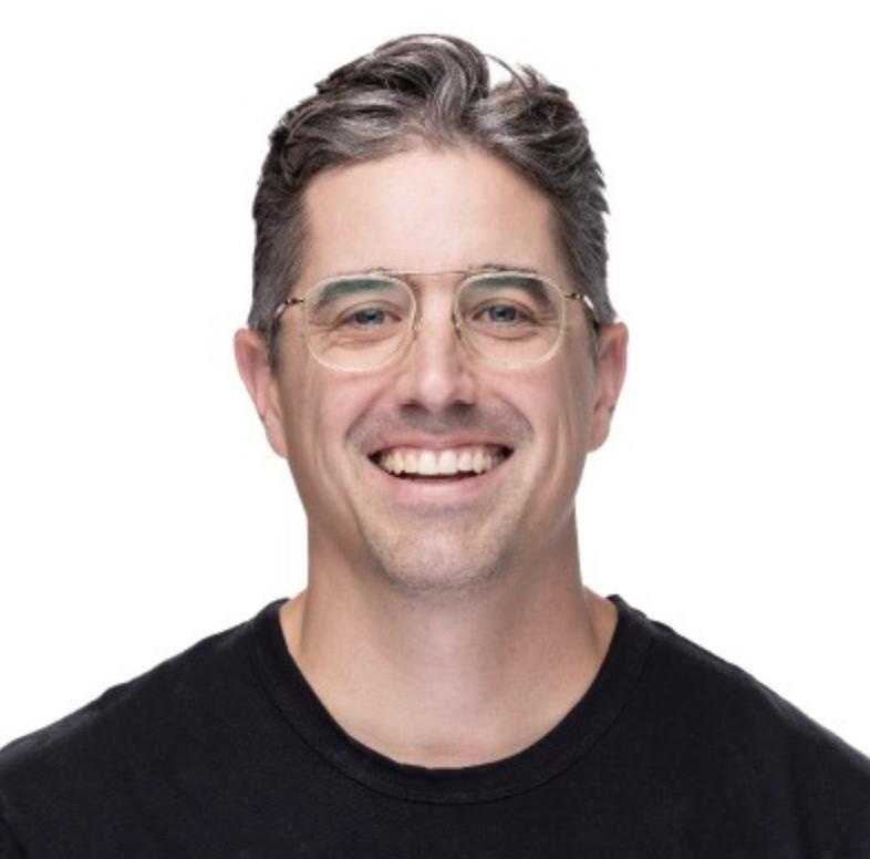 刚刚2岁的Llama，“爸妈”都跑了，小扎手拆Meta AI，LeCun保持独立