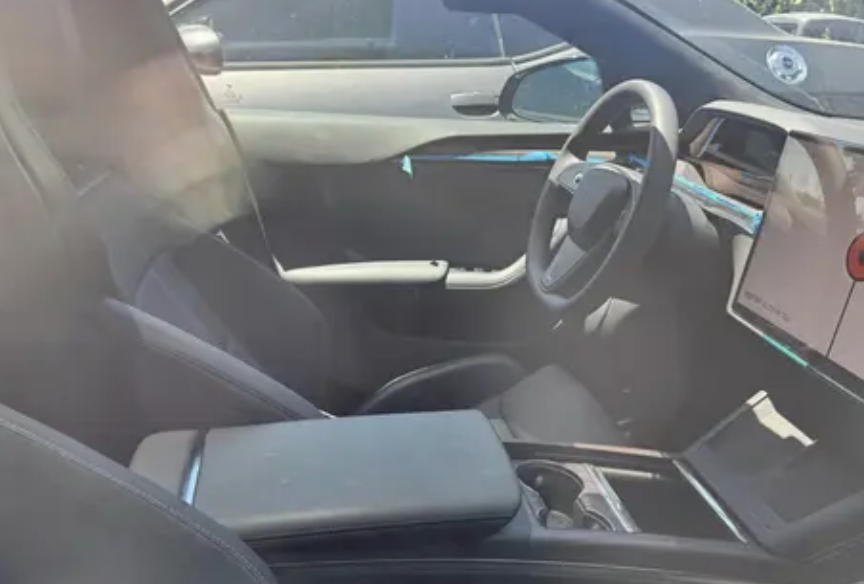 新款特斯拉Model S实车曝光 轮毂涂装全部换新 年内有望发布