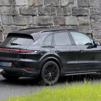 保时捷卡宴 Cayenne 第三代改款原型路测图曝光