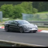 2026款特斯拉Model S Plaid现身纽北赛道 冲击小米SU7 Ultra纪录