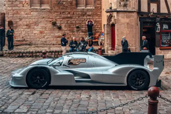 全球仅一台！保时捷963 RSP公路版发布：基于勒芒赛车打造