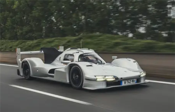 全球仅一台！保时捷963 RSP公路版发布：基于勒芒赛车打造