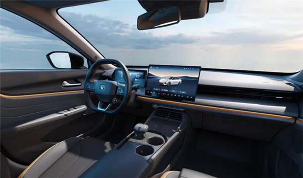 年轻人的第一辆轿跑！全新长安UNI-V官宣：提供1.5T与2.0T两种动力选择