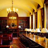 AI机器人需要更多书籍来学习 这些图书馆正在开放书库