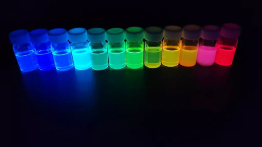 成本压力加剧，消息称三星正评估采用中国 OLED 显示材料