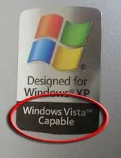 我在苹果的「液态玻璃」里，看到了未来十年的 iPhone