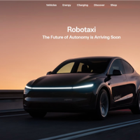 特斯拉无人出租车今日上线：远程后台配备屏幕、方向盘 可随时接管