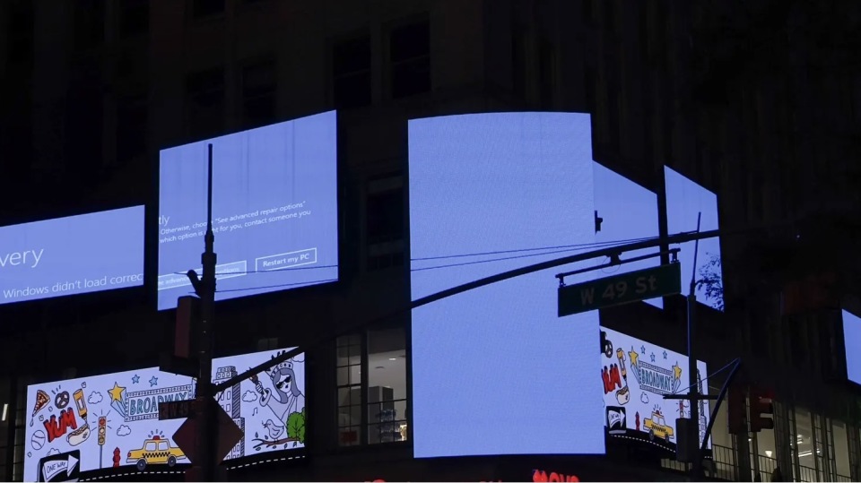 微软正式淘汰“蓝屏死机”，Windows将迎来“黑屏死机”新时代