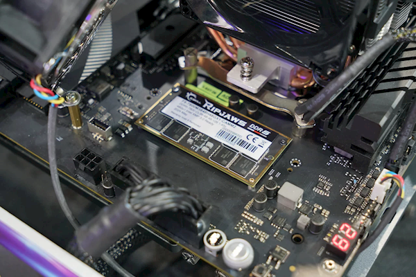 芝奇：CAMM2 DDR5内存成功达成10GHz！