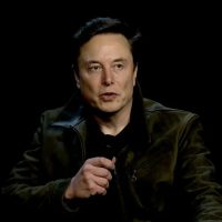 马斯克最贵 AI 首批实测炸了，Grok 4 一边封神一边翻车，网友：2 万块就这？