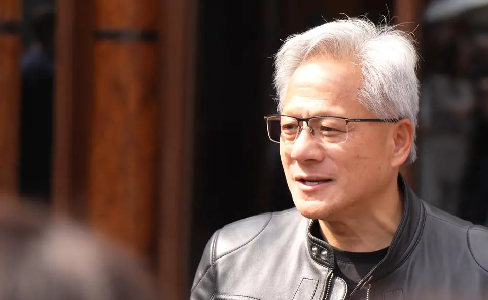 英伟达CEO黄仁勋媒体会实录：中国AI生态充满活力，我们必须持续投资