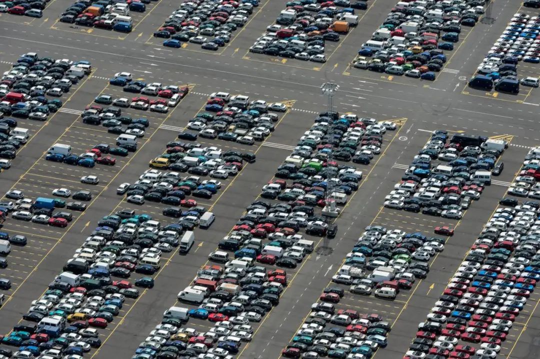 套补贴、做销量、毁市场，零公里二手车背后竟是「假繁荣」