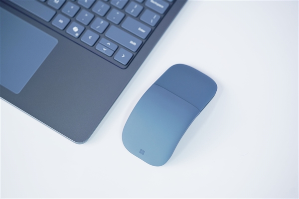 骁龙X Plus处理器加持！微软Surface Laptop 13图赏
