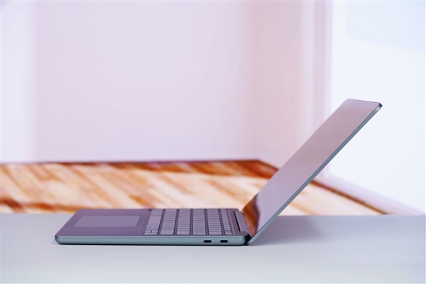 骁龙X Plus处理器加持！微软Surface Laptop 13图赏