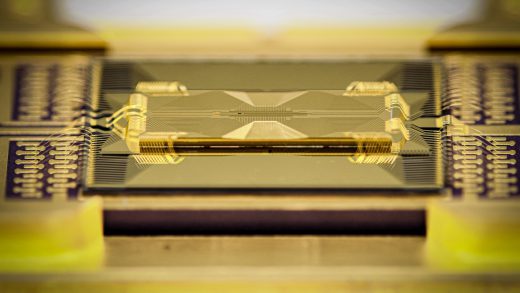 亚马逊向IonQ投资3670万美元 押注量子计算