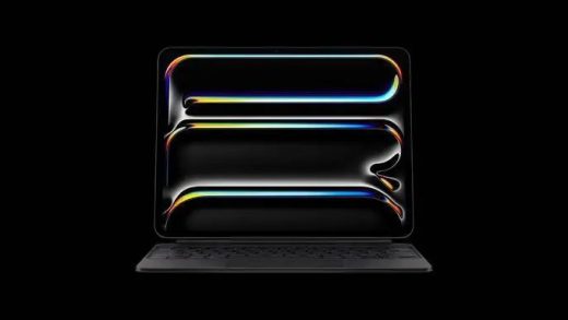 iPhone 可能要用上双层 OLED 了，20 周年能赶上吗？