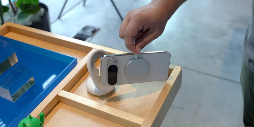 谷歌发布新手机，但主角还是Gemini