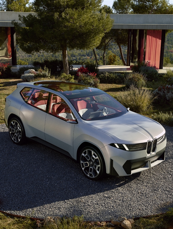 新一代宝马外观大变！新世代首款量产车iX3将于9月5日全球首发：未来宝马统一设计语言